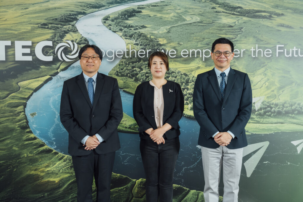 Kao Fei-Yuan, President, TECO Electric & Machinery, Mei-Ling Lin, CEO, Tun Green Energy & Chen Chen-Chien, Chairman, BW Green Energy
